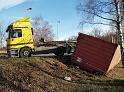 LKW verliert Container Koeln Niehler Ei P006